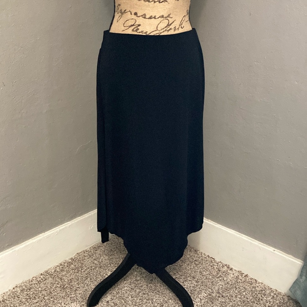 New York and Company black skirt, size M